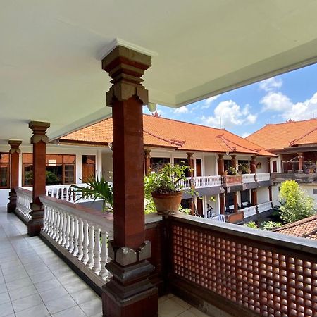 Simpang Inn Hotel Legian Exterior foto