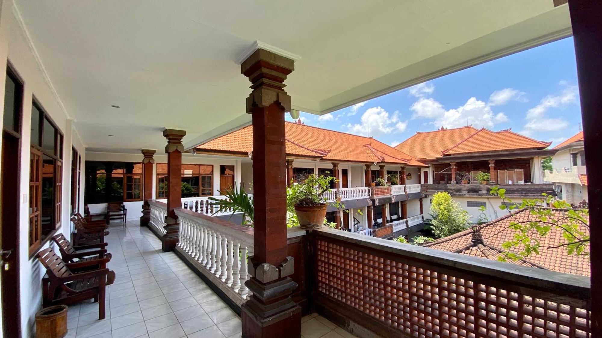 Simpang Inn Hotel Legian Exterior foto